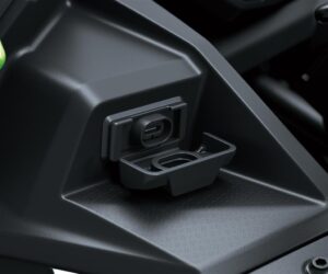 USB-C Outlet (Ninja 500)